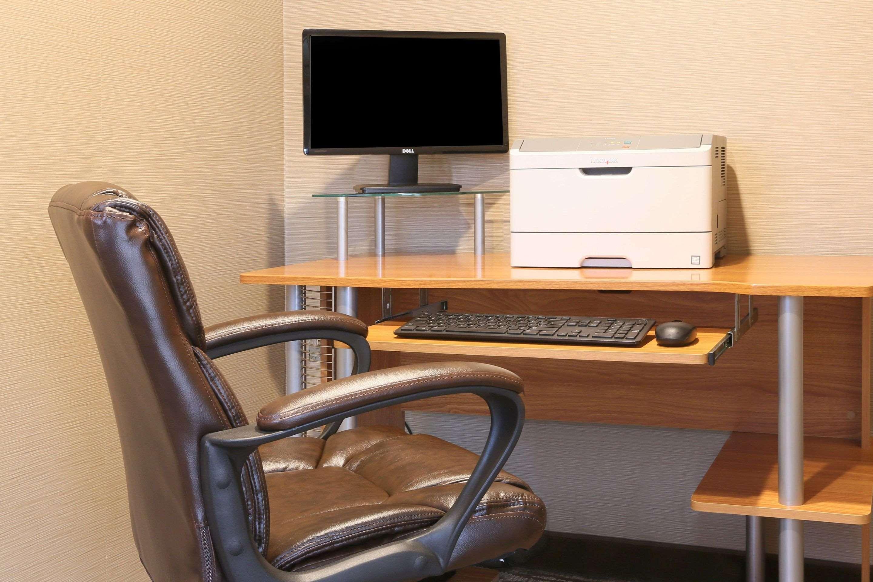 Comfort Inn & Suites Leeds I-20 Exteriör bild