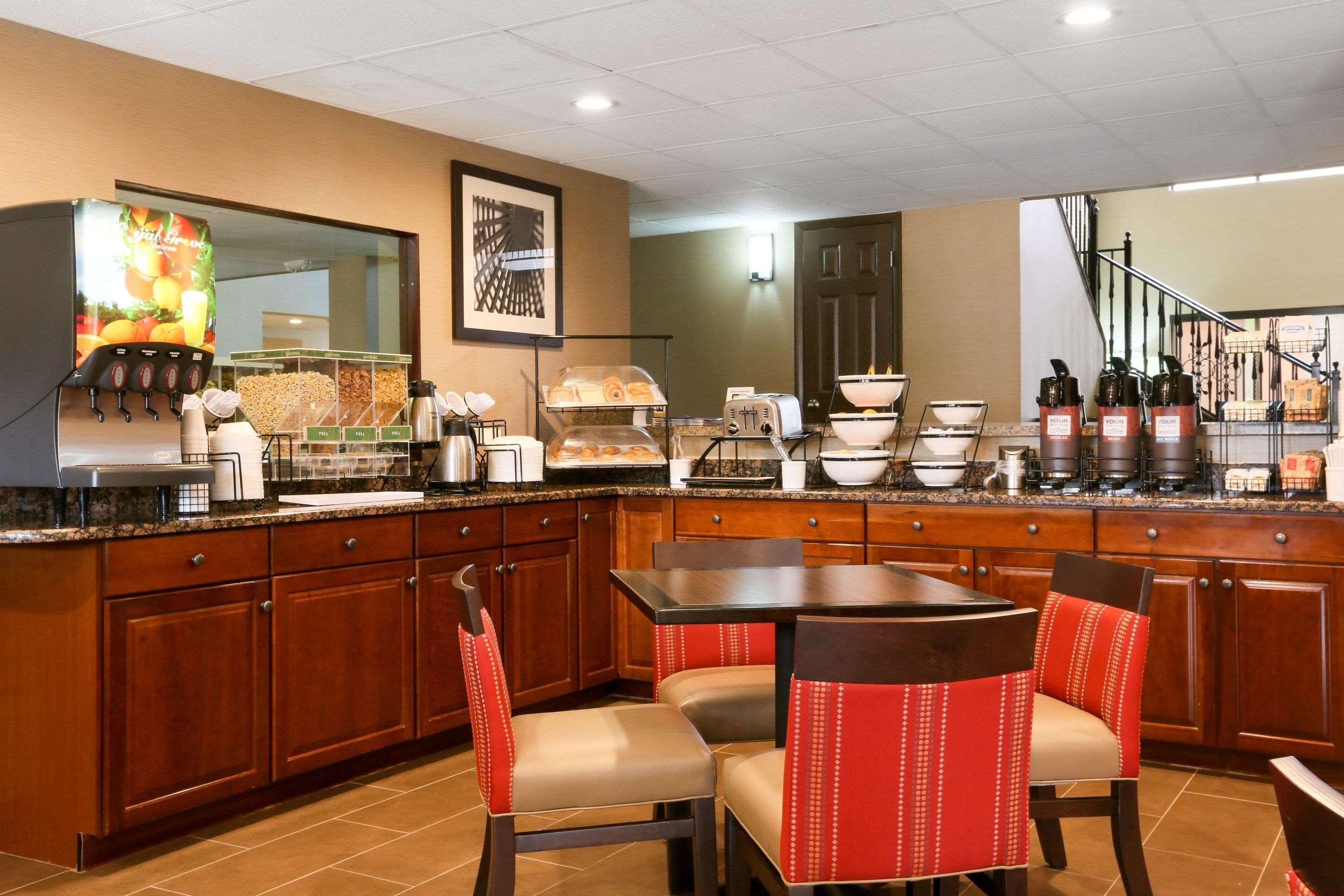 Comfort Inn & Suites Leeds I-20 Exteriör bild